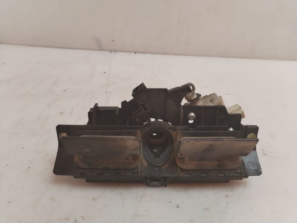 CERRADURA MALETERO / PORTON 125330