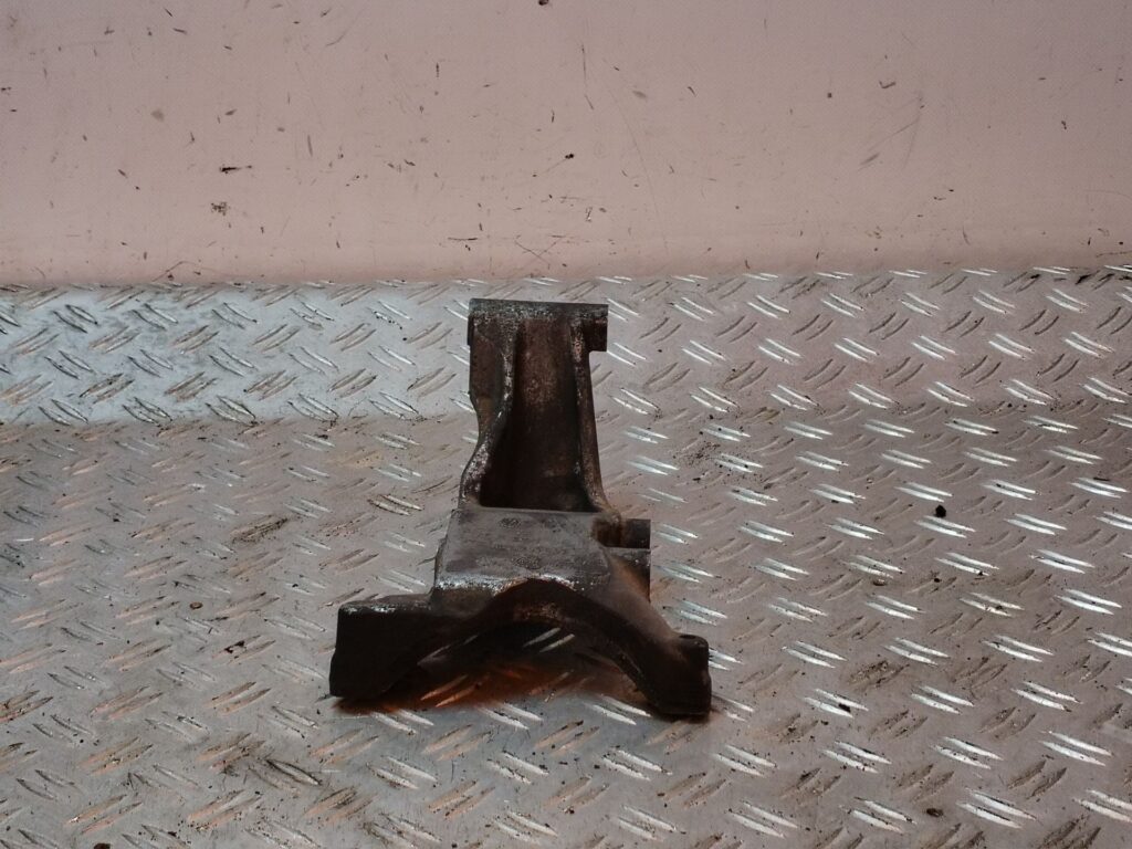 SOPORTE MOTOR 126177