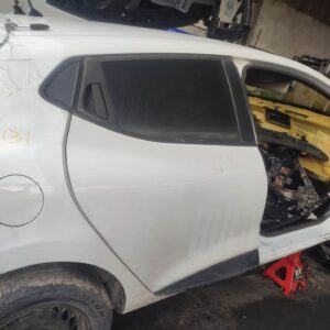 PUERTA TRASERA DERECHA 125711