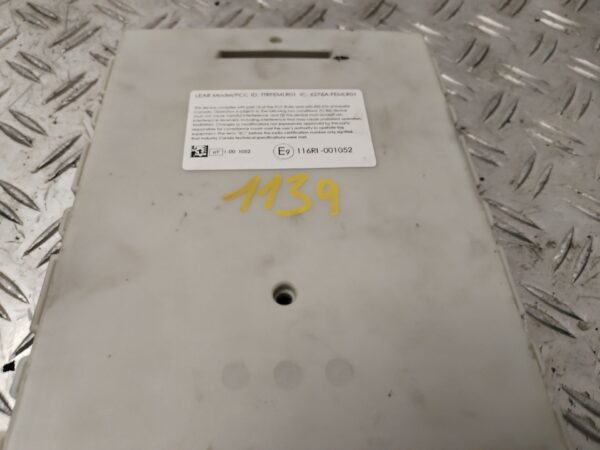CAJA RELES / FUSIBLES 126137