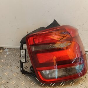 PILOTO TRASERO DERECHO 125836