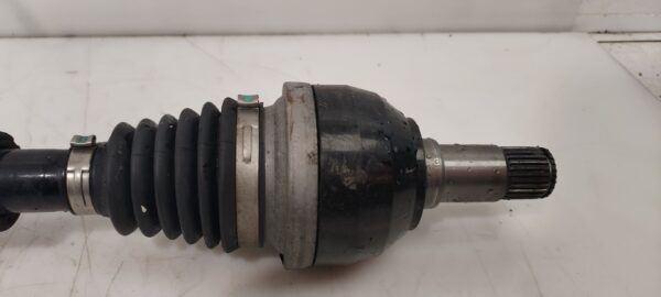 TRANSMISION DELANTERA IZQUIERDA 125583