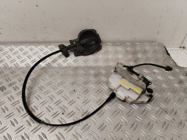 CERRADURA PUERTA DELANTERA DERECHA 126333