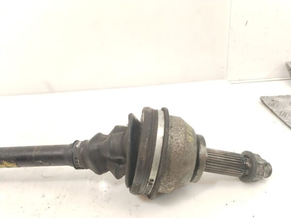TRANSMISION DELANTERA IZQUIERDA 125100