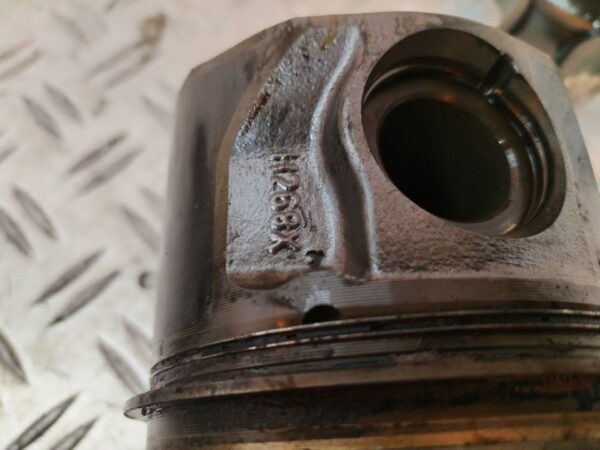 PISTON 126393