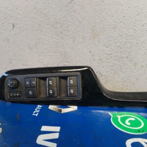 MANDO ELEVALUNAS DELANTERO IZQUIERDO 126372