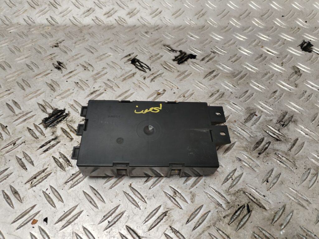 CAJA RELES / FUSIBLES 126460