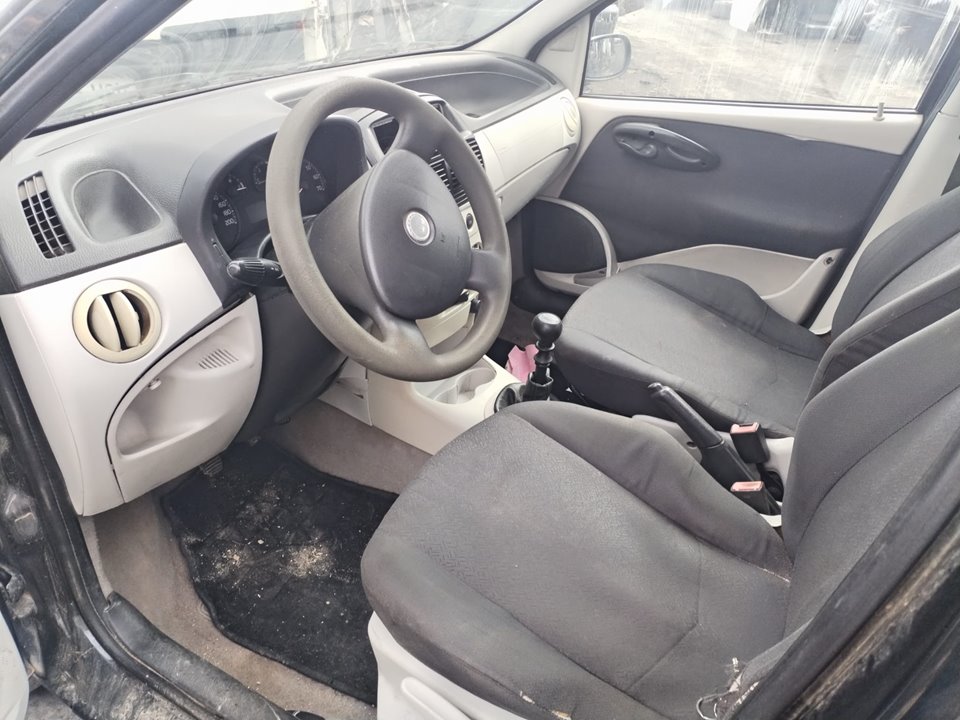 FIAT II PUNTO (188) BERLINA del 2004