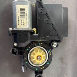 MOTOR ELEVALUNAS DELANTERO IZQUIERDO 126898