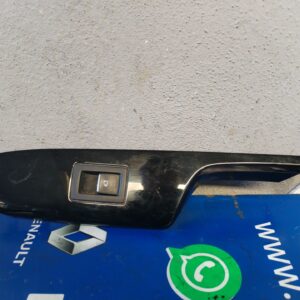 MANDO ELEVALUNAS DELANTERO DERECHO 126373