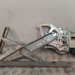 ELEVALUNAS DELANTERO DERECHO 127051