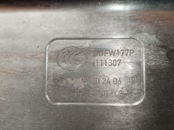 CAJA RELES / FUSIBLES 126989