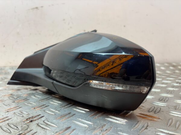 RETROVISOR IZQUIERDO 126879