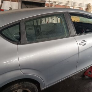 PUERTA TRASERA DERECHA 126928