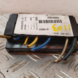 CAJA RELES / FUSIBLES 126837