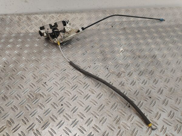 CERRADURA PUERTA DELANTERA DERECHA 125916