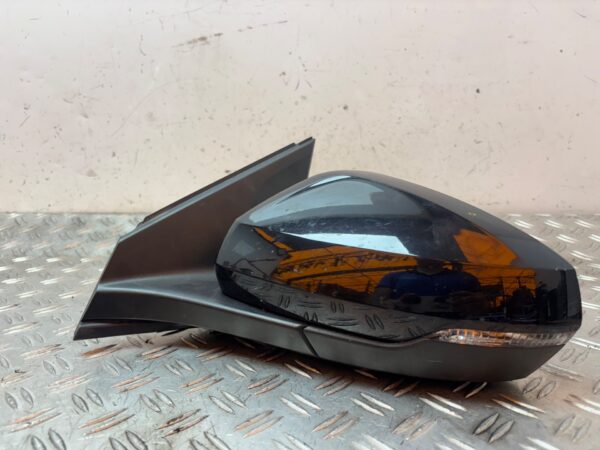 RETROVISOR IZQUIERDO 126879