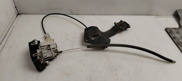 CERRADURA PUERTA DELANTERA IZQUIERDA 125495