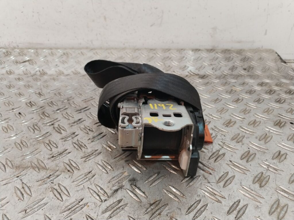 CINTURON SEGURIDAD DELANTERO DERECHO 129036