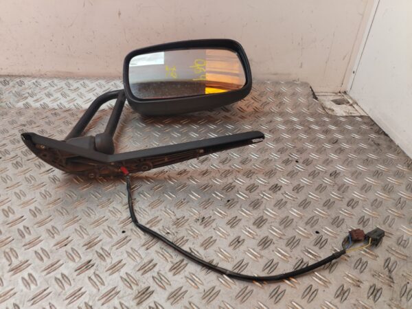 RETROVISOR IZQUIERDO 128251