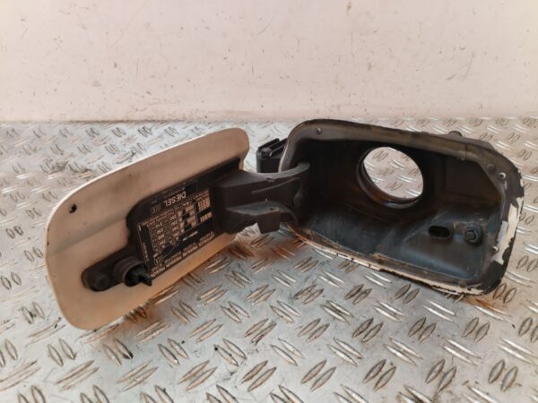 TAPA EXTERIOR COMBUSTIBLE 128473