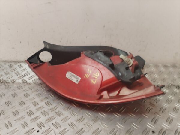 PILOTO TRASERO IZQUIERDO 128903
