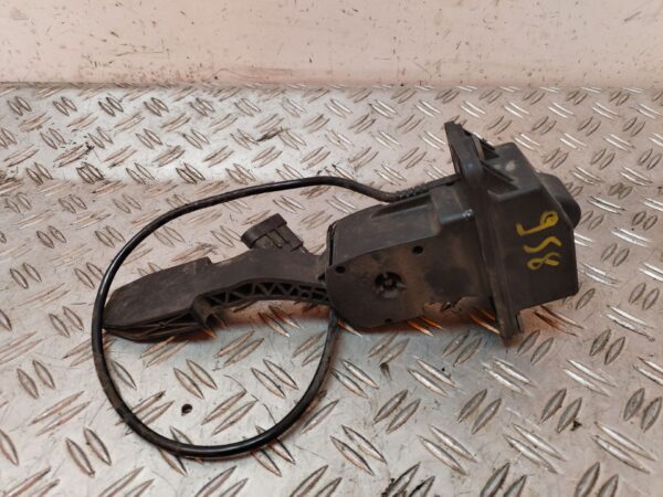 PEDAL ACELERADOR 128930