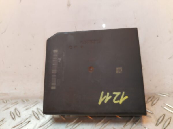 CAJA RELES / FUSIBLES 128688