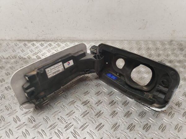 TAPA EXTERIOR COMBUSTIBLE 129143