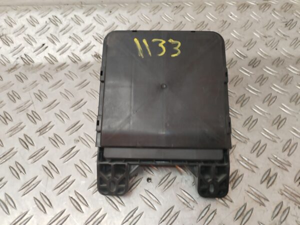 CAJA RELES / FUSIBLES 129056