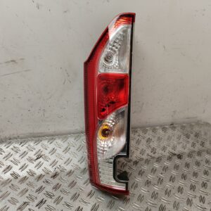 PILOTO TRASERO DERECHO 128789