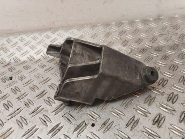 SOPORTE MOTOR DERECHO 128515