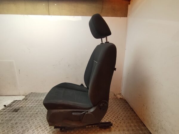 ASIENTO DELANTERO IZQUIERDO 129132