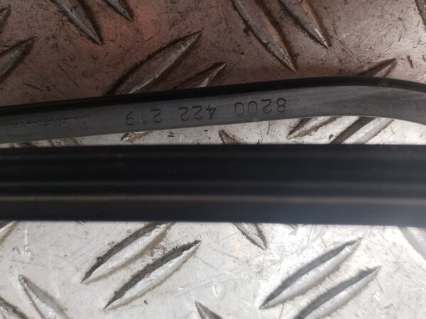 BRAZO LIMPIA DELANTERO DERECHO 128886