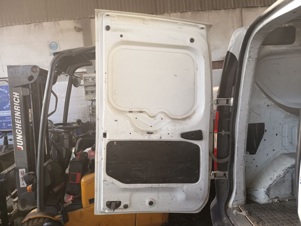 PORTON TRASERO IZQUIERDO 129071