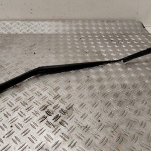 BRAZO LIMPIA DELANTERO DERECHO 126032