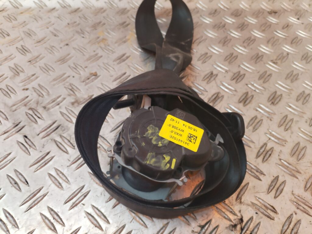 CINTURON SEGURIDAD DELANTERO DERECHO 128139