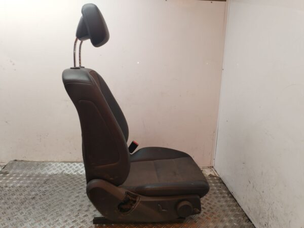 ASIENTO DELANTERO DERECHO 129135