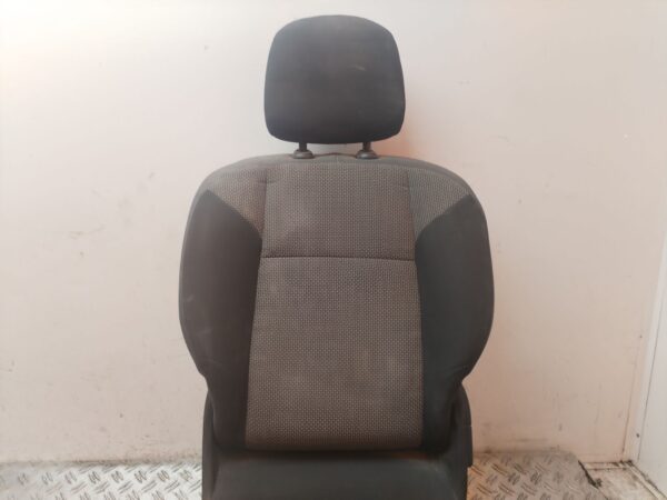 ASIENTO DELANTERO DERECHO 129133