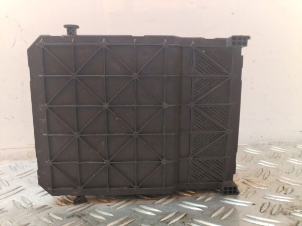 CAJA RELES / FUSIBLES 126994