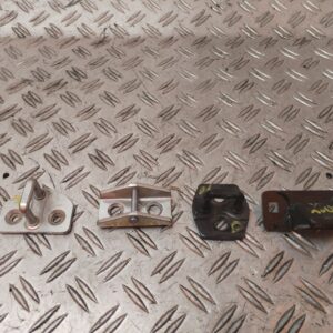 CERRADURA PUERTA LATERAL DERECHA 128641