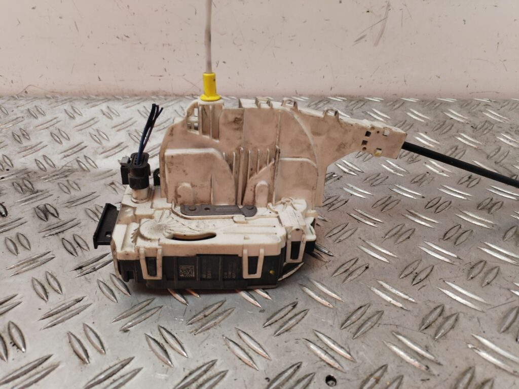 CERRADURA PUERTA DELANTERA DERECHA 127272