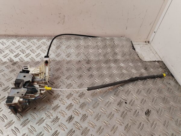 CERRADURA PUERTA DELANTERA DERECHA 127272
