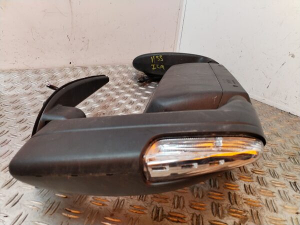 RETROVISOR IZQUIERDO 127643