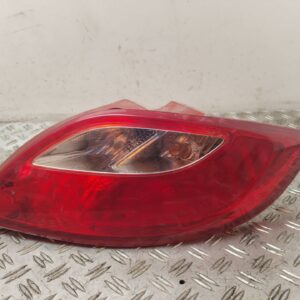 PILOTO TRASERO DERECHO 128757