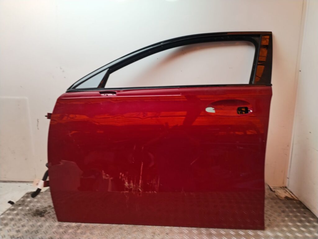 PUERTA DELANTERA IZQUIERDA 129127