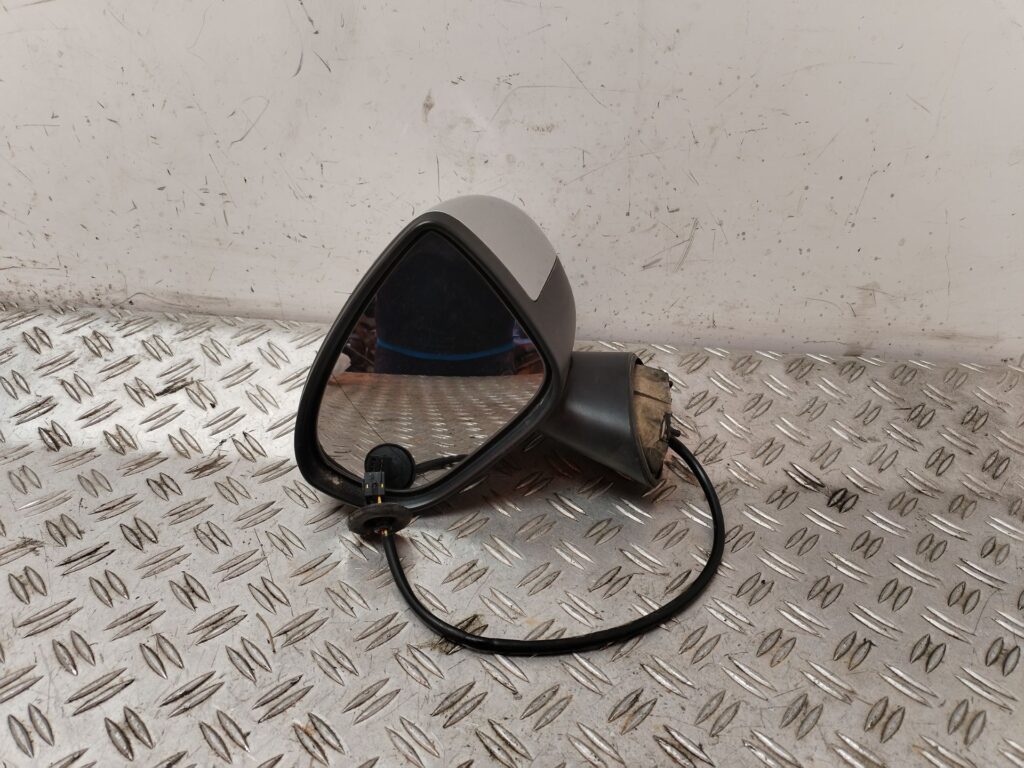 RETROVISOR IZQUIERDO 128853
