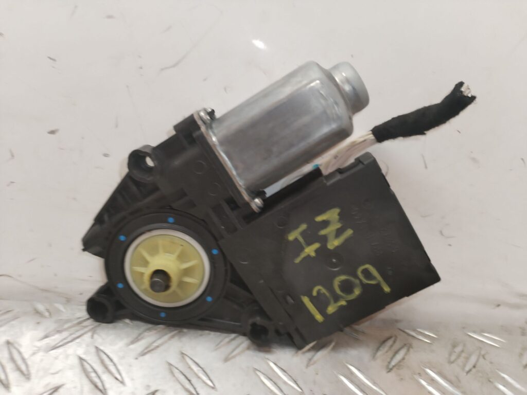 MOTOR ELEVALUNAS DELANTERO IZQUIERDO 127832