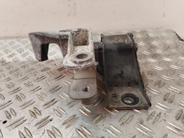 SOPORTE MOTOR 127386