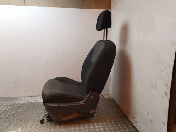 ASIENTO DELANTERO IZQUIERDO 129137
